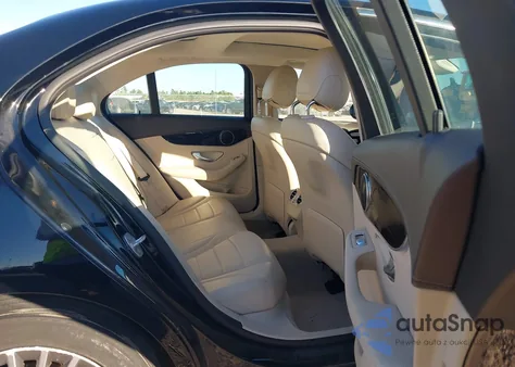 2016 Mercedes-Benz C 300 Luxury 4Matic from USA, damaged, VIN 55SWF4KB1GU137280